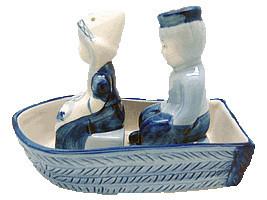 Collectible Pepper and Salt Shakers: Delft Boat - Below $10, Ceramics, Collectibles, Delft Blue, Dutch, Home & Garden, Kitchen Decorations, S&P Sets, Top-DTCH-B, Under $10 - 2 - 3