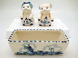 Pig Pepper and Salt Shakers: Pigs - AN: Pigs, Below $10, Ceramics, Collectibles, Delft Blue, Dutch, Home & Garden, Kitchen Decorations, S&P Sets, Tableware, Top-DTCH-A, Under $10 - 2 - 3 - 4 - 5