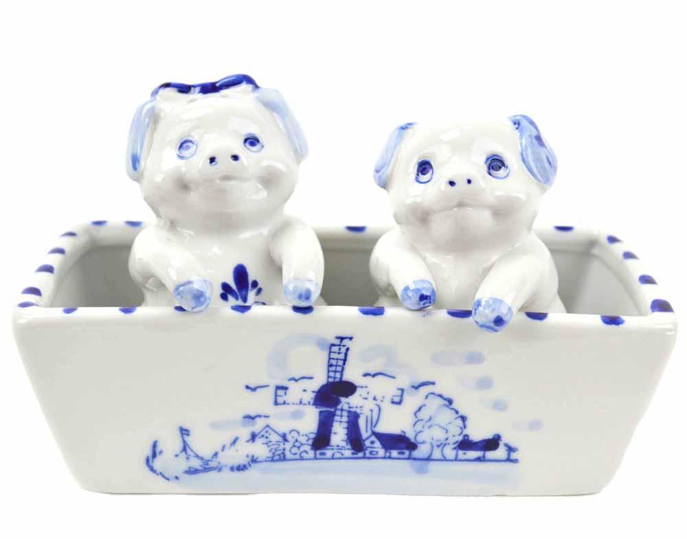 Pig Pepper and Salt Shakers: Pigs - AN: Pigs, Below $10, Ceramics, Collectibles, Delft Blue, Dutch, Home & Garden, Kitchen Decorations, S&P Sets, Tableware, Top-DTCH-A, Under $10