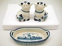 Cows Pepper and Salt Shakers: Cows/Basket - Animal, Below $10, Collectibles, Delft Blue, Dutch, Home & Garden, Kitchen Decorations, S&P Sets, Tableware, Under $10, Windmills - 2 - 3