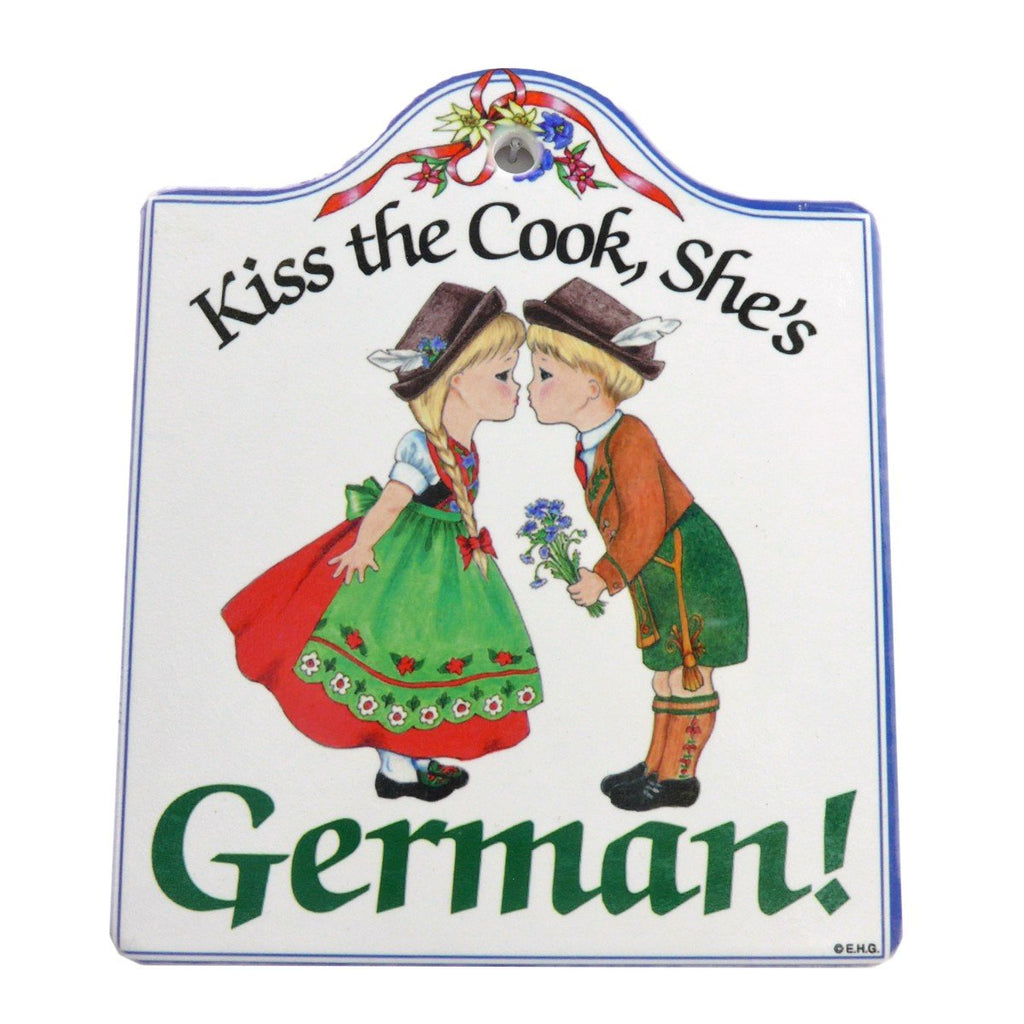 DT4731: CHEESEBOARD: KISS GERMAN COOK