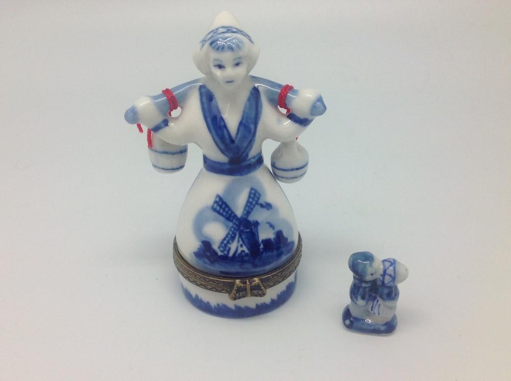 Blue and White Milkmaid Jewelry Boxes - Collectibles, Delft Blue, Dutch, Figurines, Hinge Boxes, Hinge Boxes-Dutch, Home & Garden, Jewelry Holders, Kids, Milkmaid, Toys - 2