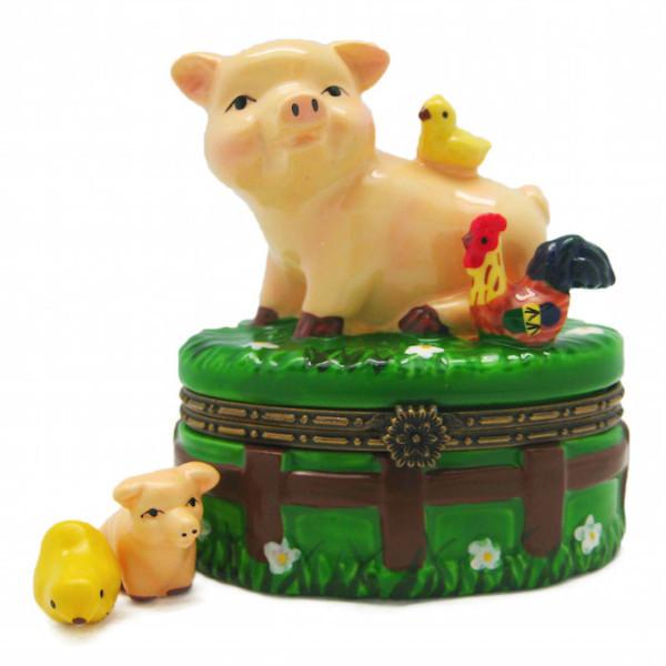 Children'sHappy Pig & Chicks Jewelry Boxes - AN: Pigs, Animal, Collectibles, Figurines, General Gift, Hinge Boxes, Hinge Boxes-General, Home & Garden, Jewelry Holders, Nursery Rhyme, Toys