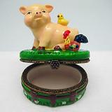 Children'sHappy Pig & Chicks Jewelry Boxes - AN: Pigs, Animal, Collectibles, Figurines, General Gift, Hinge Boxes, Hinge Boxes-General, Home & Garden, Jewelry Holders, Nursery Rhyme, Toys - 2 - 3