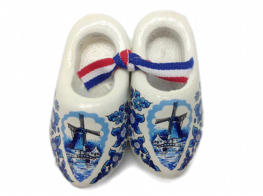 Wooden Shoes Magnetic Blue White - 1.5 inches, 2.5 inches, Collectibles, CT-600, Decorations, Delft Blue, Dutch, Home & Garden, Kitchen Magnets, Magnets-Refrigerator, Netherlands, PS-Party Favors, PS-Party Favors Dutch, Size, Top-DTCH-B, Tulips, wood, Wooden Shoes