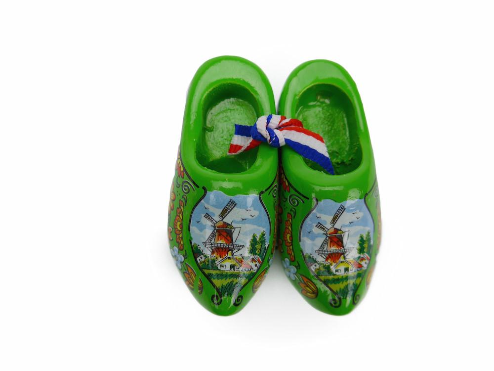 Wooden Shoes Magnetic Green - 1.5 inches, 2.5 inches, Collectibles, CT-600, Decorations, Dutch, Green, Home & Garden, Kitchen Magnets, Magnets-Refrigerator, Netherlands, PS-Party Favors, PS-Party Favors Dutch, Size, Top-DTCH-B, Tulips, wood, Wooden Shoes