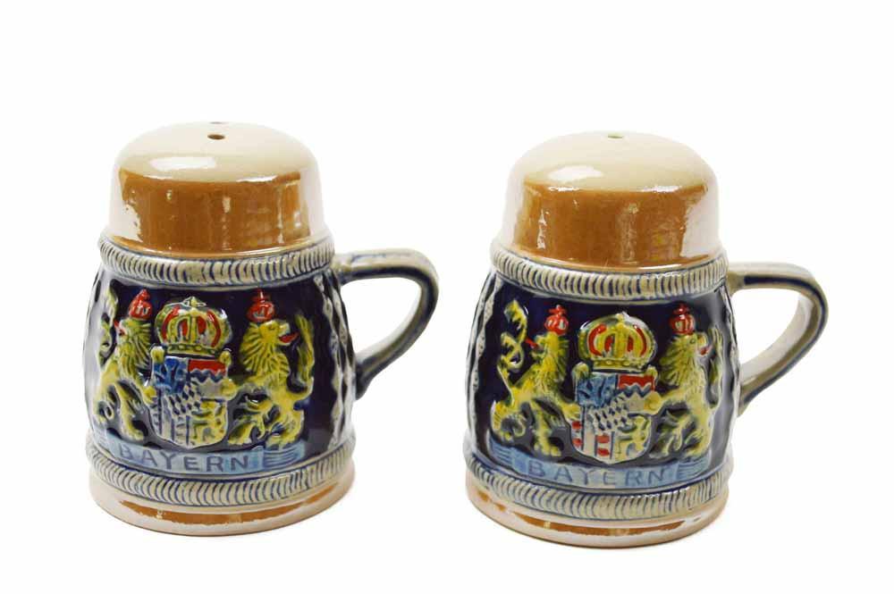 Bayern Coat of Arms Engraved Beer Stein Salt & Pepper Set - Alcohol, Barware, Bayern, Beer Glasses, Coffee Mugs, Collectibles, CT-526, Decorations, Drinkware, German, Germany, Home & Garden, Kitchen Decorations, Multi-Color, PS- Oktoberfest Essentials-All OKT Items, PS- Oktoberfest Table Decor, PS-Party Favors, S&P Sets, S&P Sets-German, Tableware, Top-GRMN-A