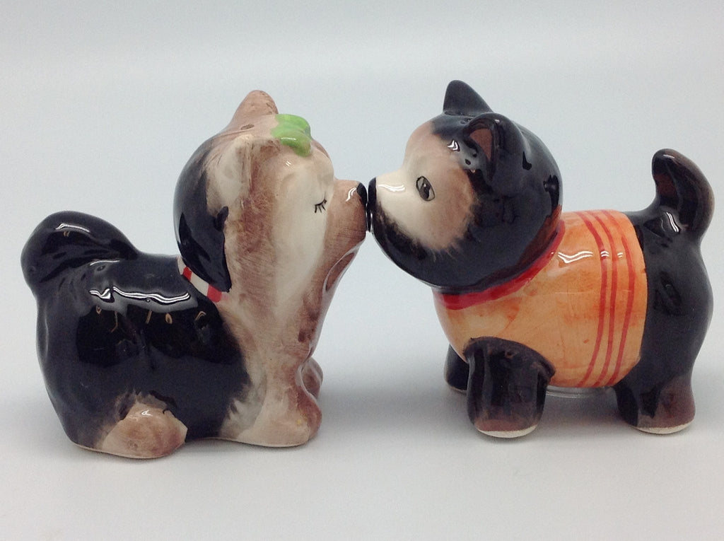 Ceramic Salt & Pepper sets Magnetic Dogs - Collectibles, Decorations, General Gift, German, Germany, Home & Garden, Kitchen Decorations, PS-Party Favors, S&P Sets, S&P Sets-General Gift, S&P Sets-Magnetic, Tableware - 2