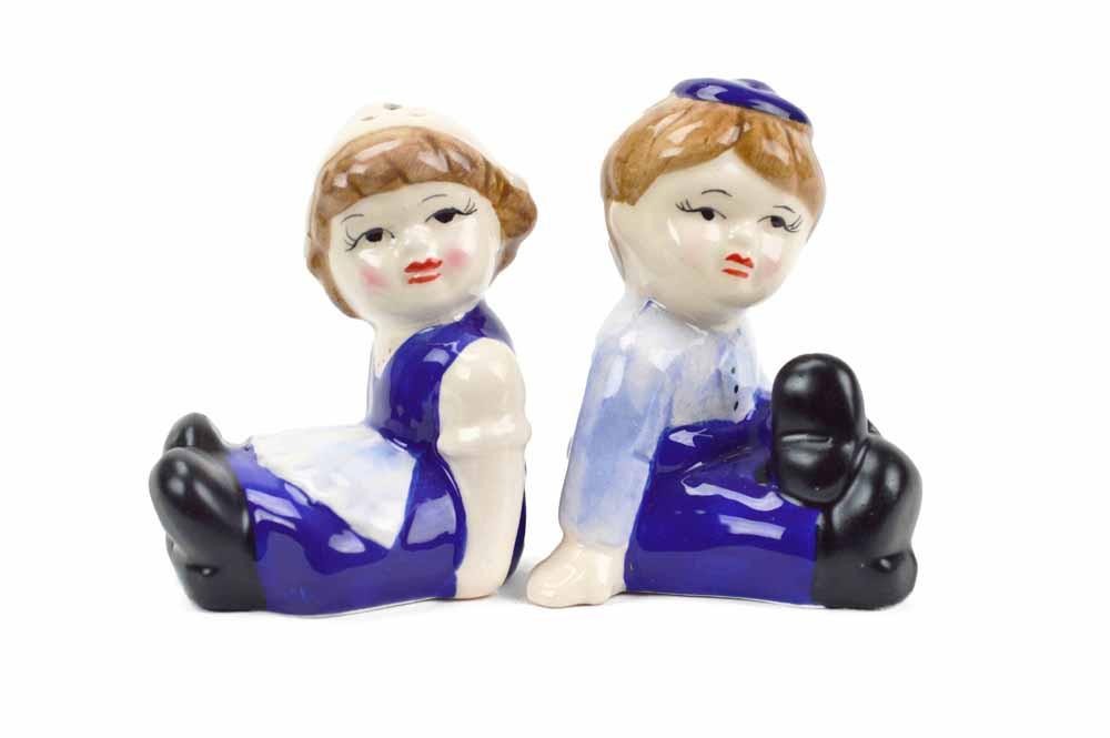 Vintage Salt and Pepper Dutch Boy and Girl Shakers - Collectibles, Decorations, Dutch, Home & Garden, Kitchen Decorations, PS-Party Favors, S&P Sets, S&P Sets-Dutch, Tableware, Top-DTCH-B