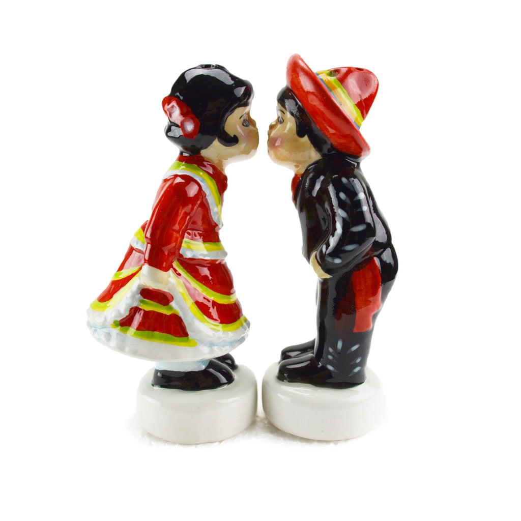 Mexican Gift Idea with Mexico Kissing Couple S&P Set - OktoberfestHaus.com